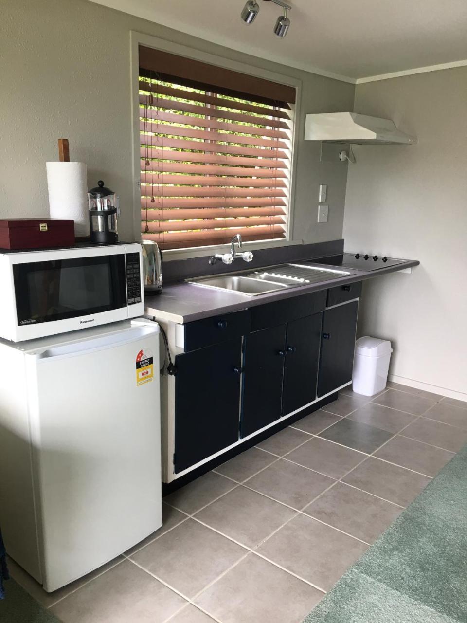 Whangaroa Sunseeker Lodge מראה חיצוני תמונה